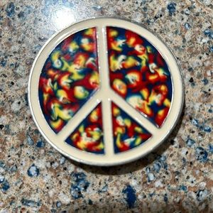 Peace sign belt buckle